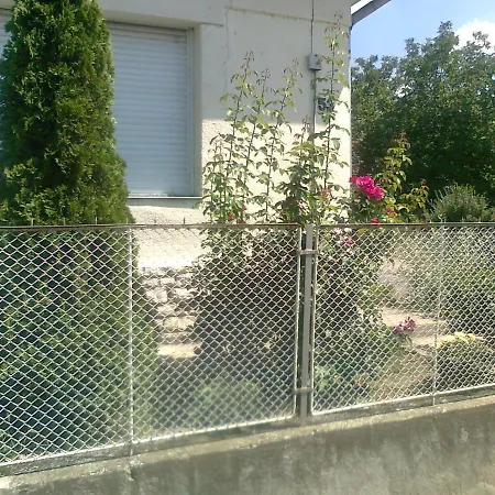 Berci Dom wakacyjny Balatonboglár